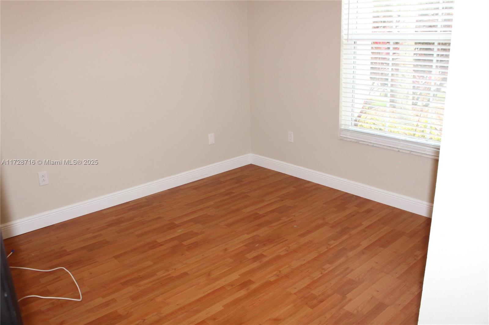 AMERITRAIL SECTION III - Residential Lease