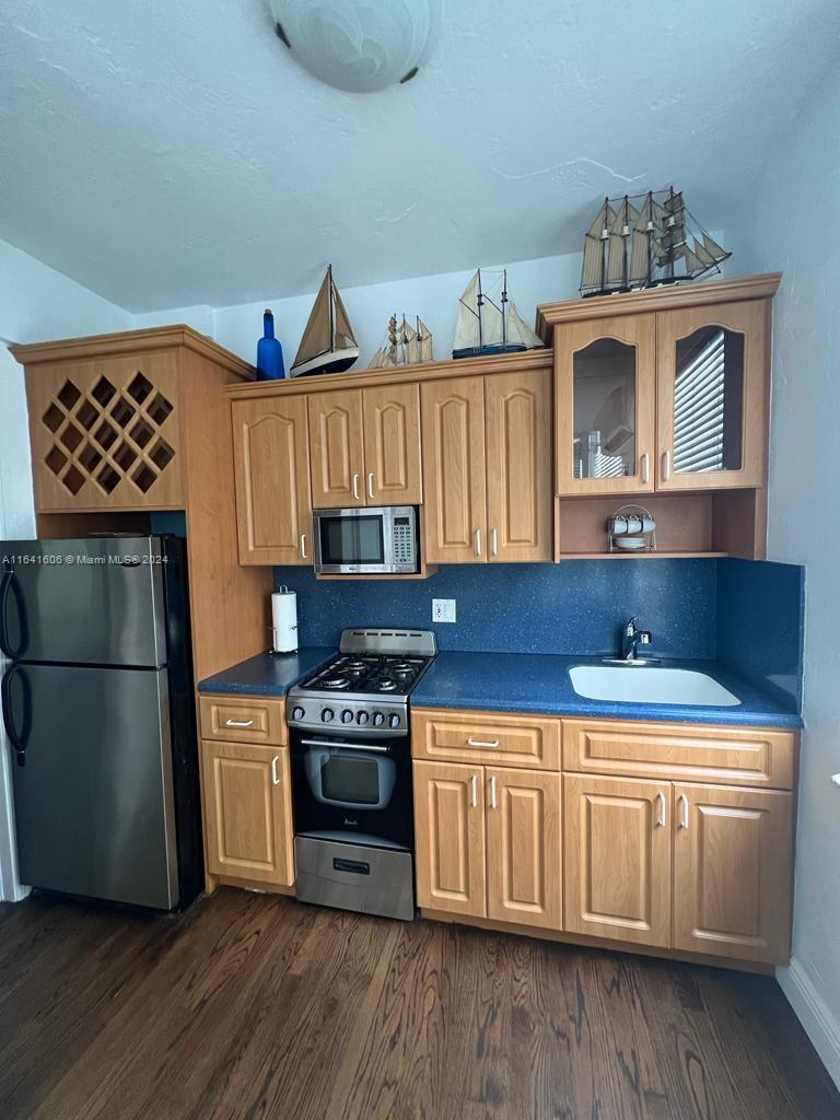 OCEAN TERRACE - Residential Lease