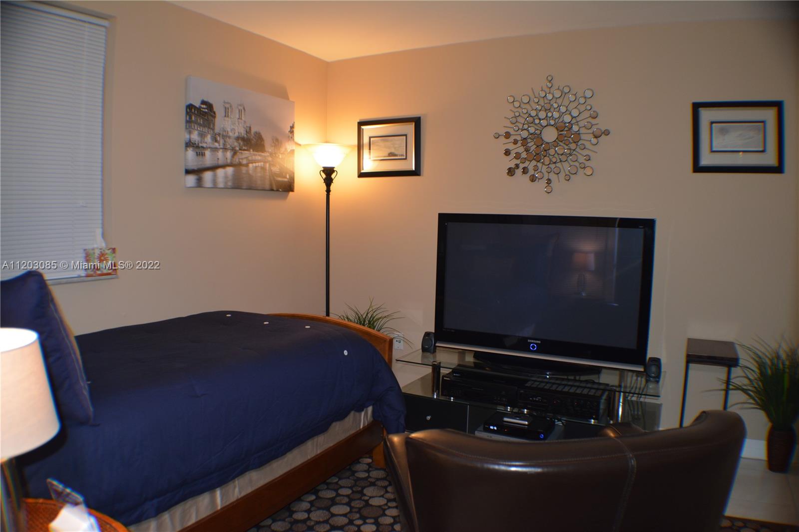 THE GALLERY PLAZA CONDO - Residential Lease