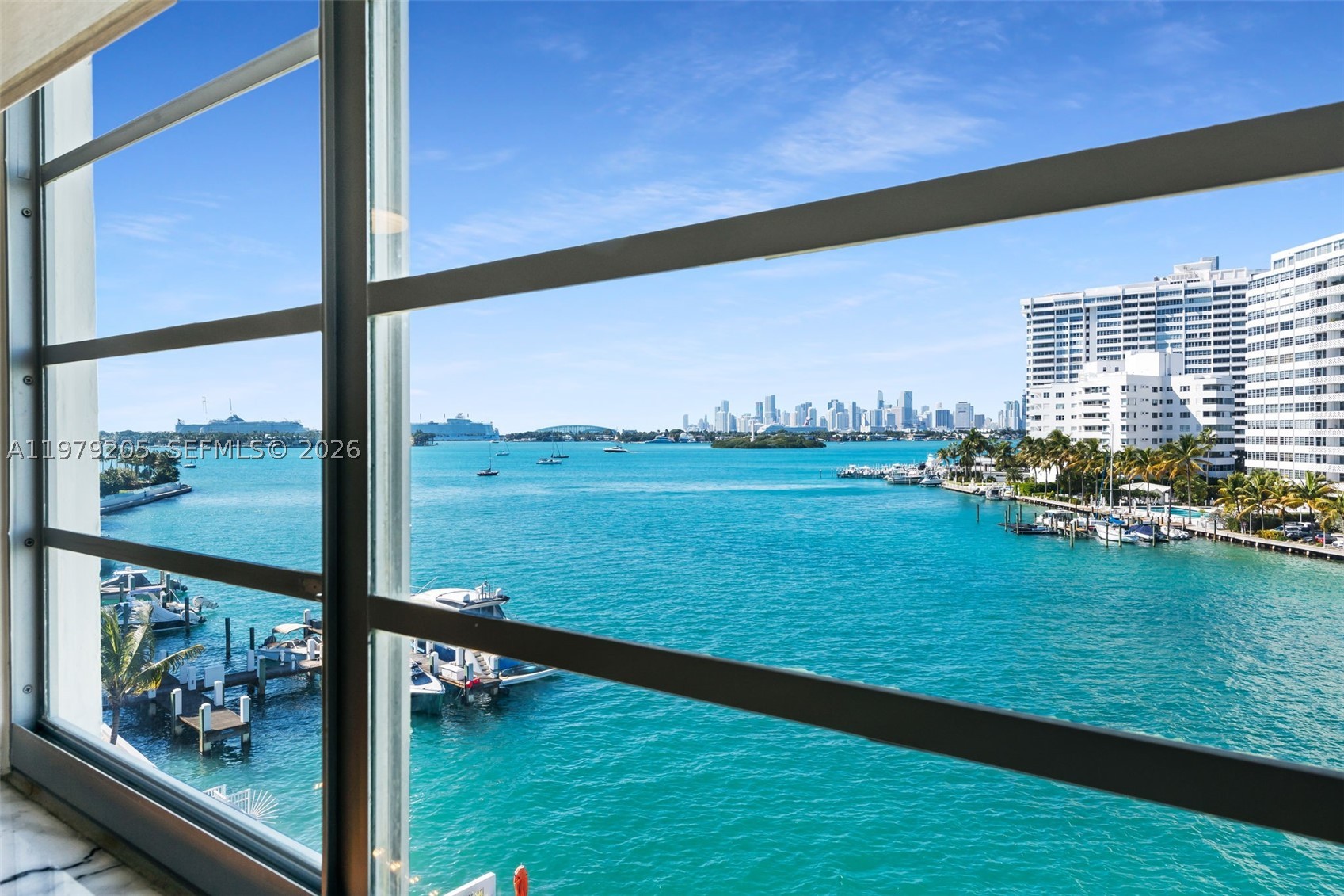 LINCOLN BAY TOWERS CONDO - Residential