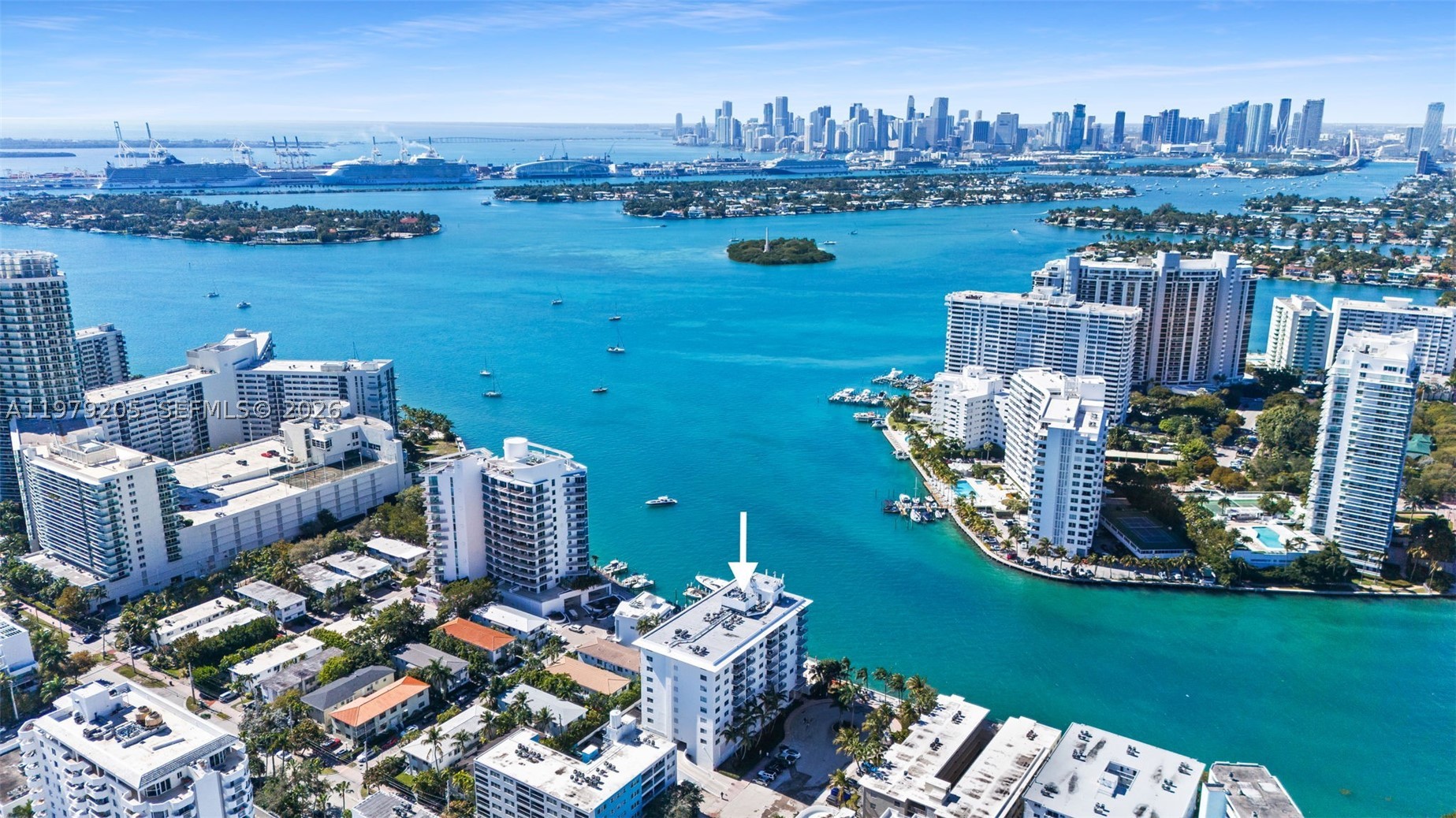 LINCOLN BAY TOWERS CONDO - Residential