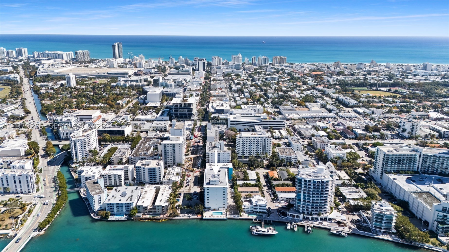 LINCOLN BAY TOWERS CONDO - Residential