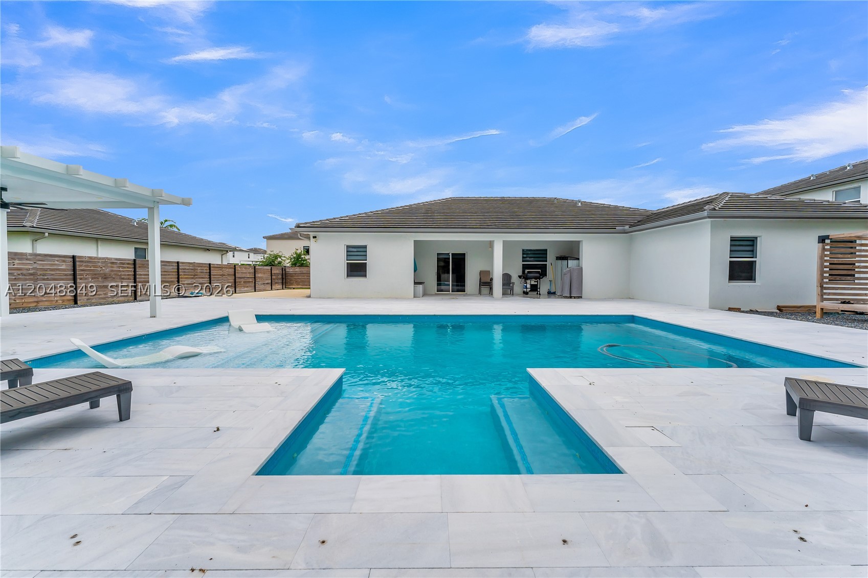 SIENA NORTH - Residential