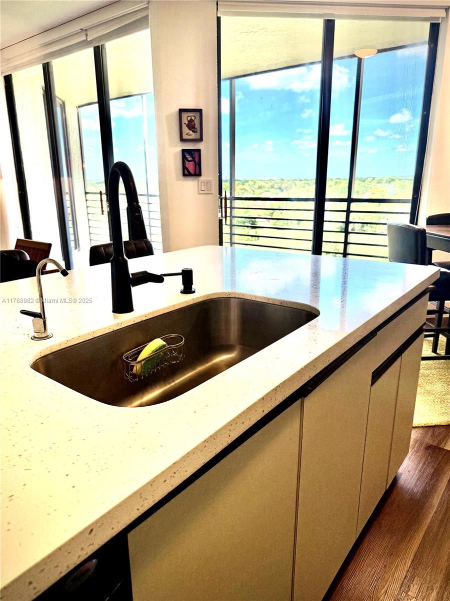 ENVIRON TOWERS II CONDO - Residential
