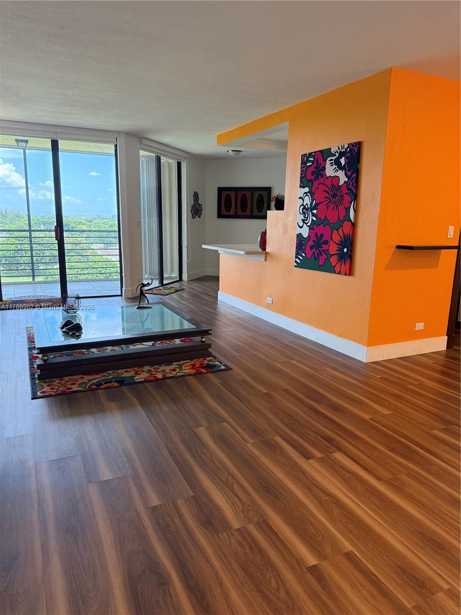 ENVIRON TOWERS II CONDO - Residential