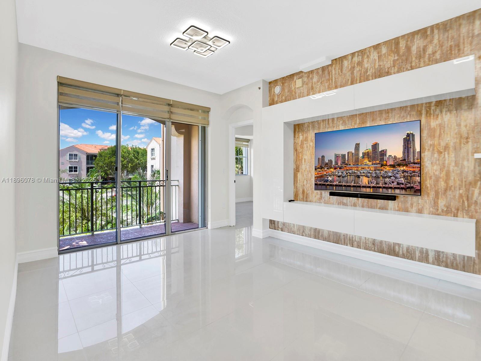 THE COURTS AT DORAL ISLES - Residential Lease
