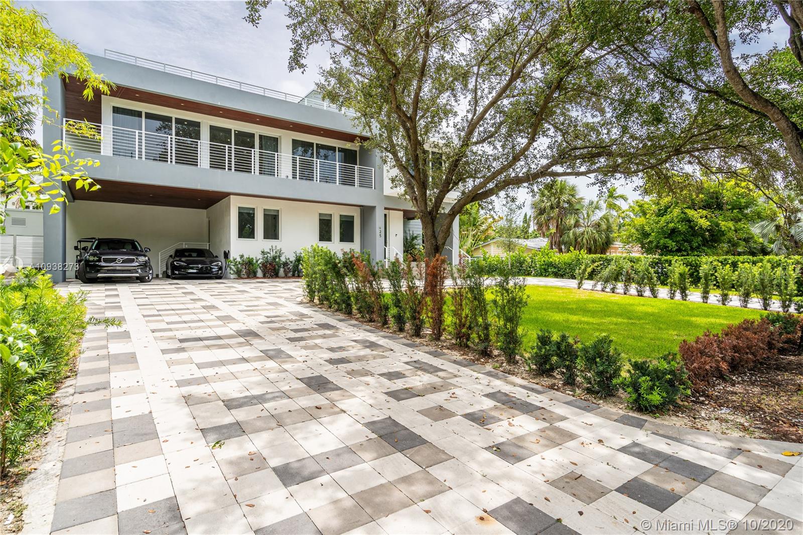 TROPICAL ISLE HOMES SUB 3 - Residential