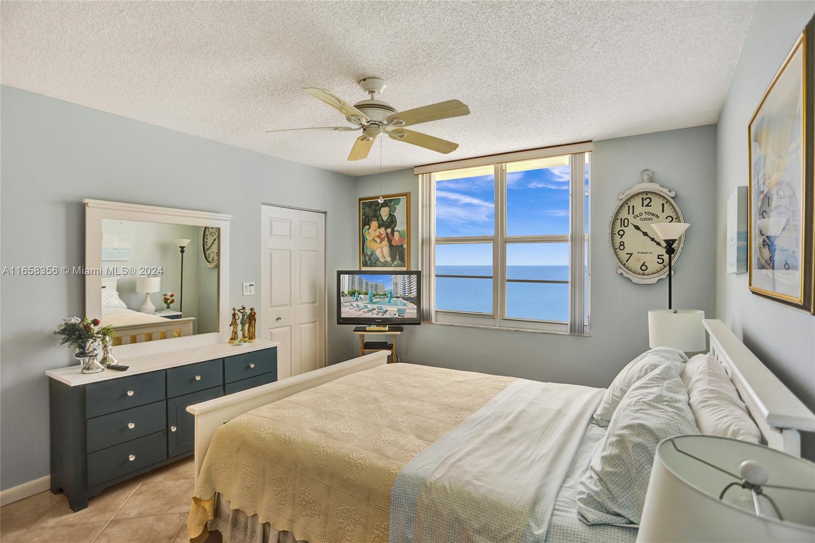 SEA AIR TOWERS CONDO - Residential