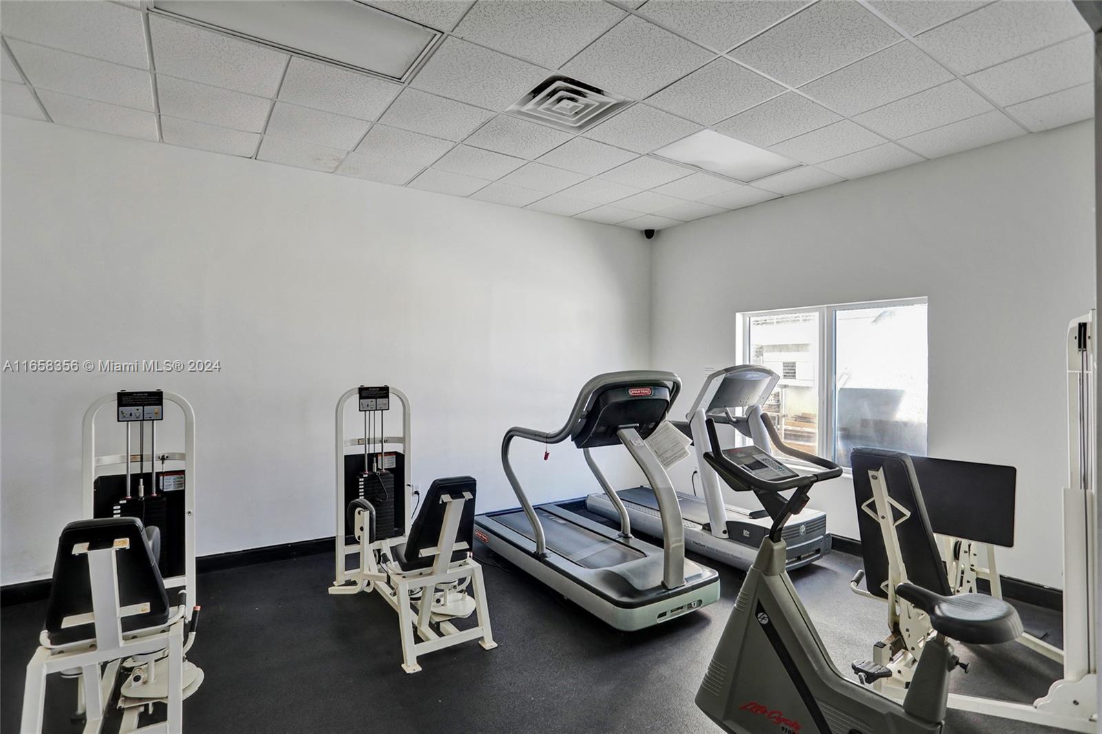 SEA AIR TOWERS CONDO - Residential