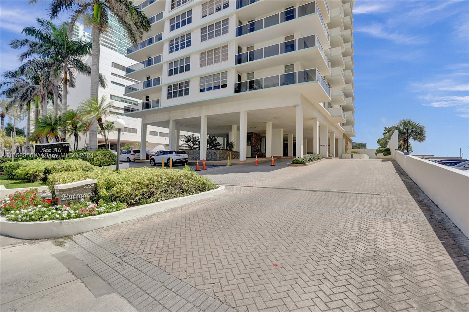 SEA AIR TOWERS CONDO - Residential