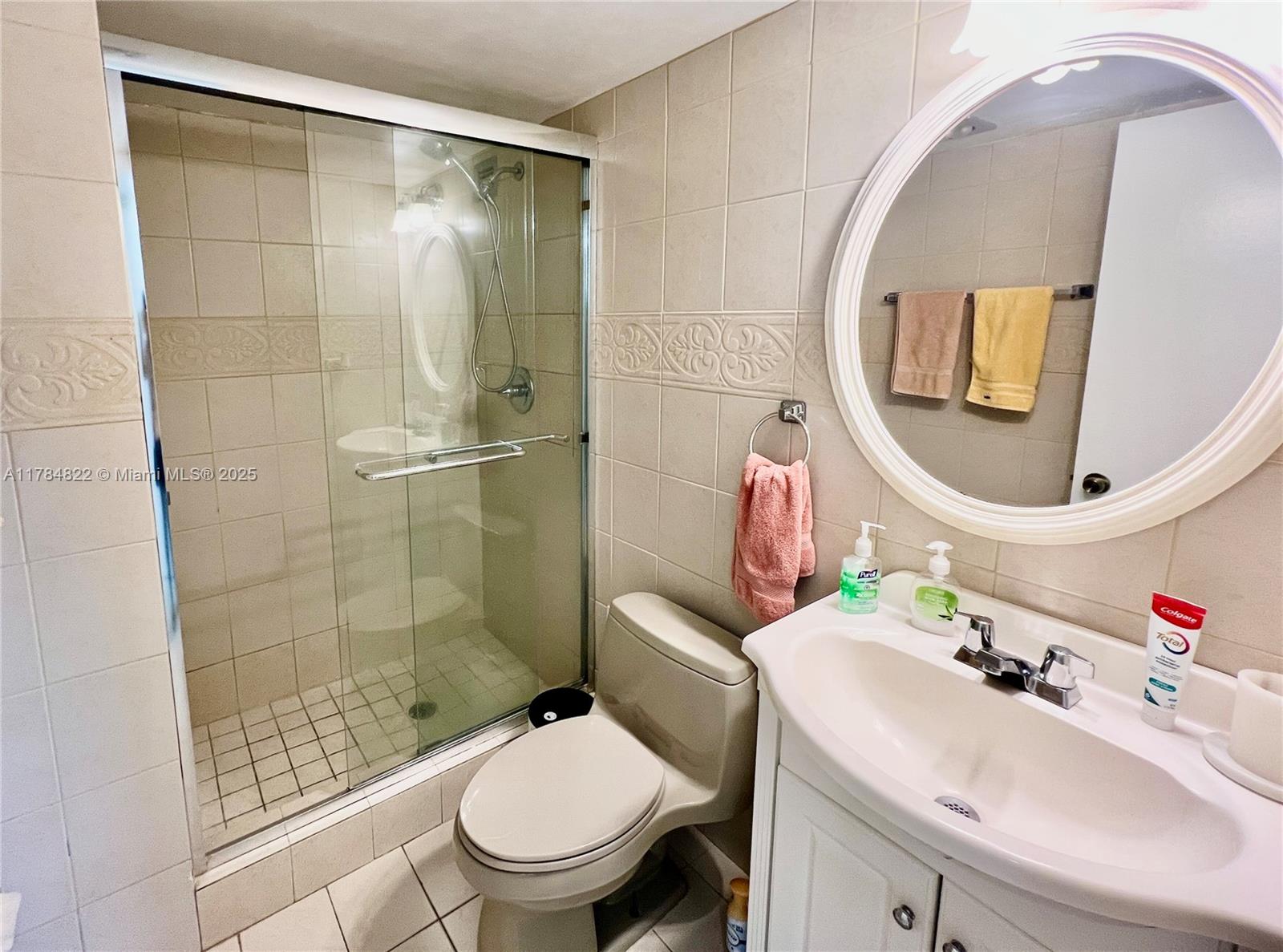 BURLEIGH HOUSE CONDO - Residential
