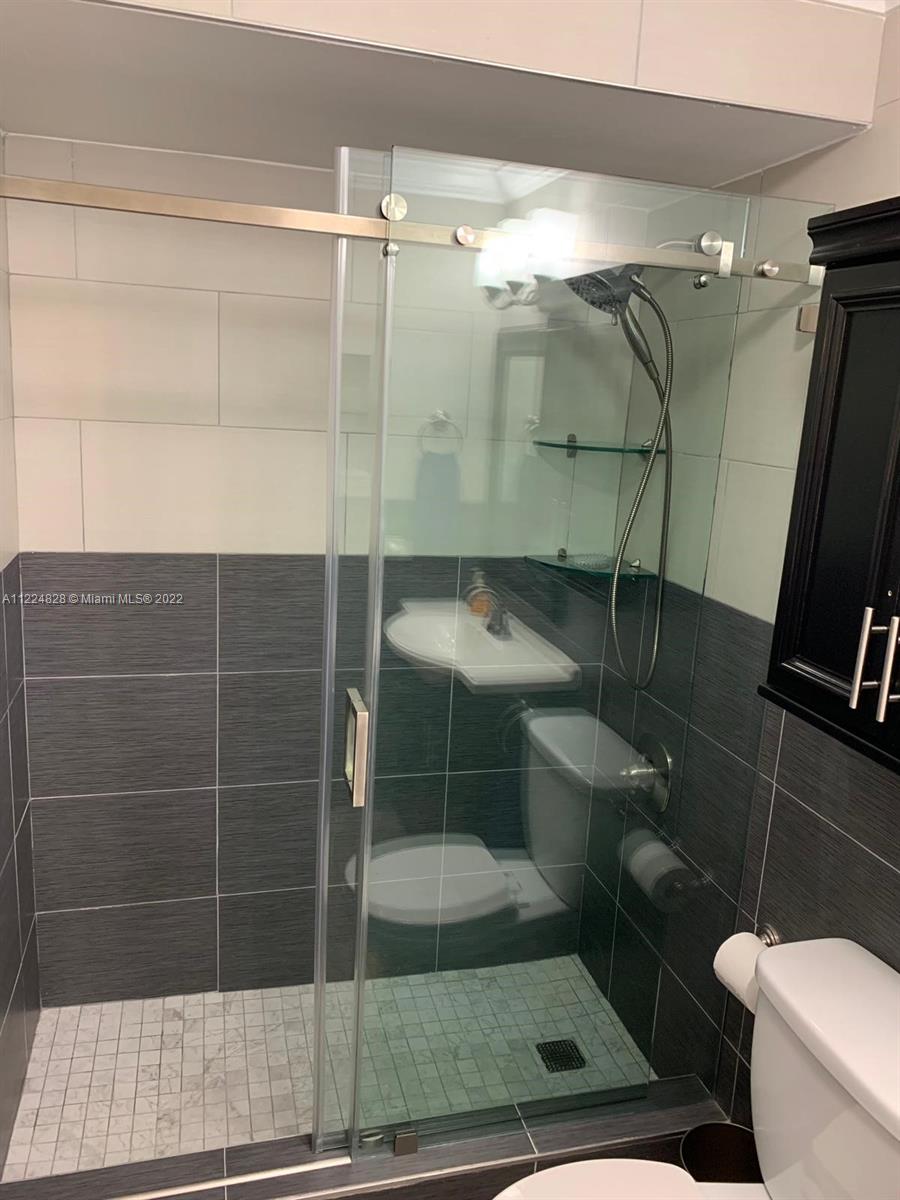 LAS VISTAS AT DORAL CONDO - Residential Lease