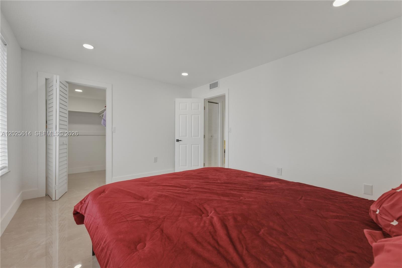 CRISTAL SHORES CONDO - Residential Lease