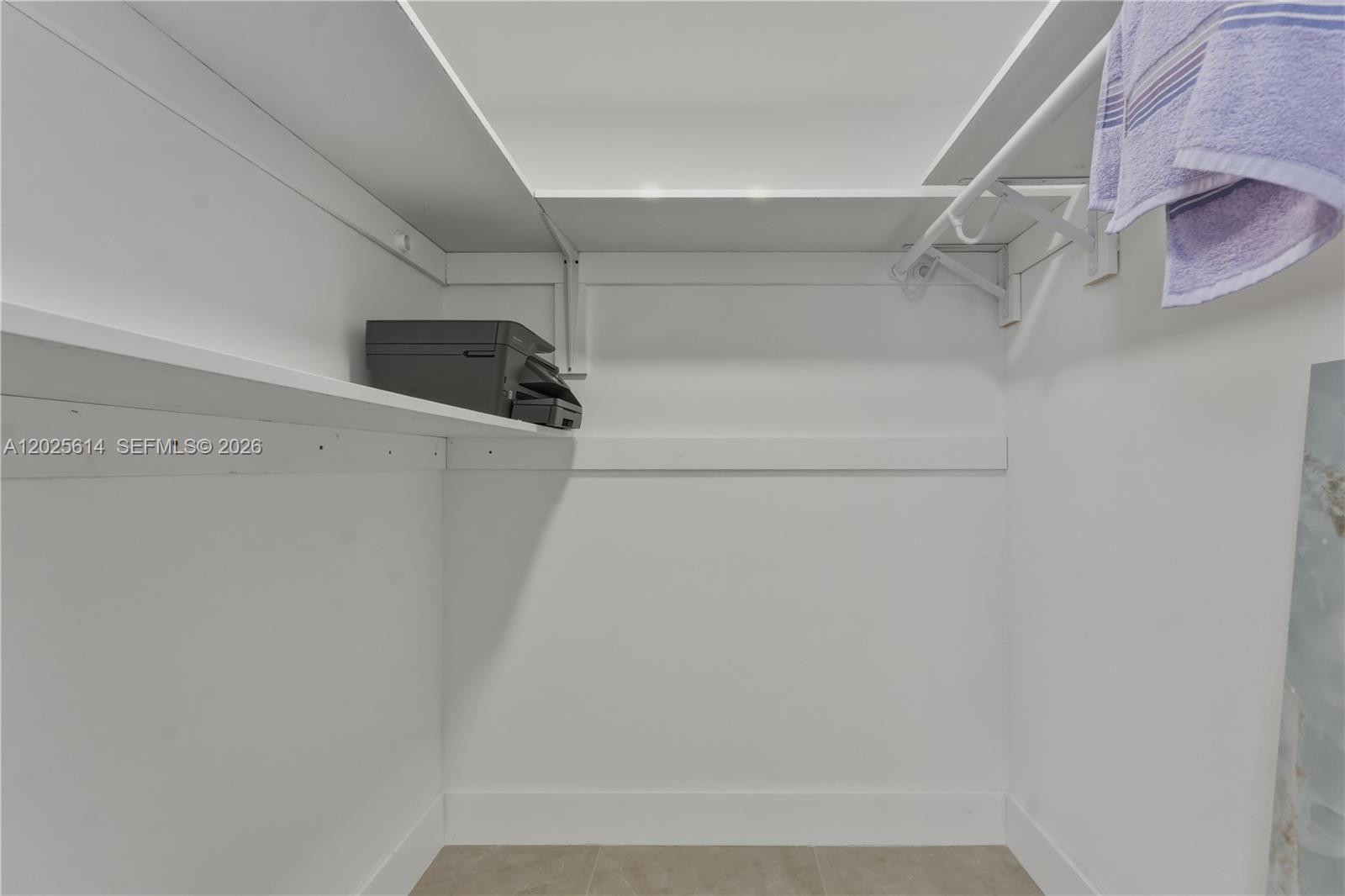 CRISTAL SHORES CONDO - Residential Lease