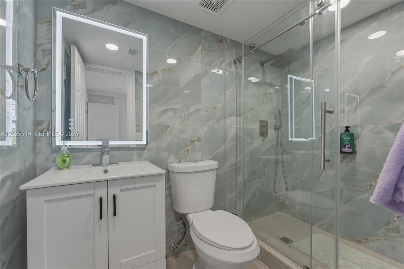 CRISTAL SHORES CONDO - Residential Lease