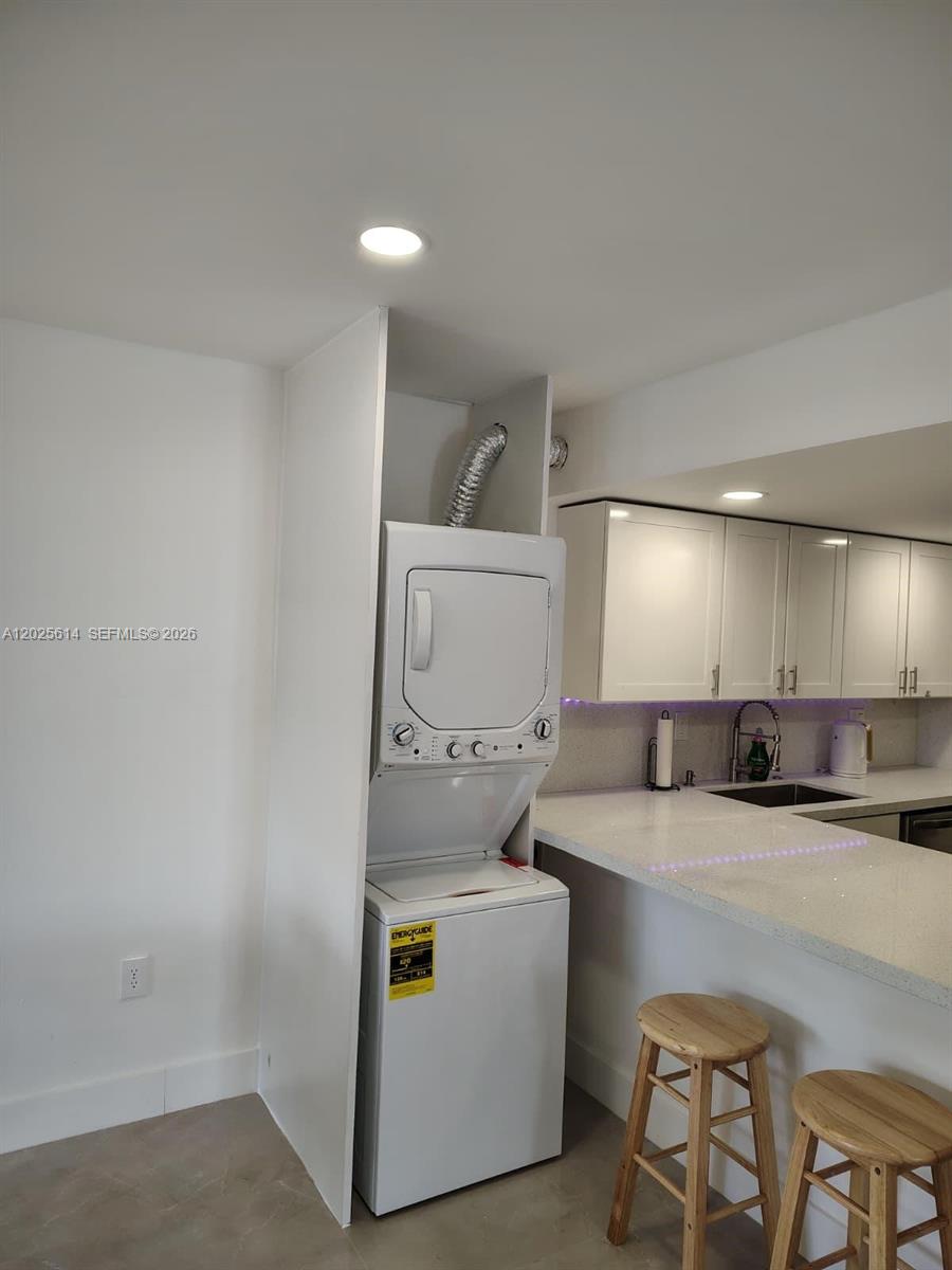 CRISTAL SHORES CONDO - Residential Lease