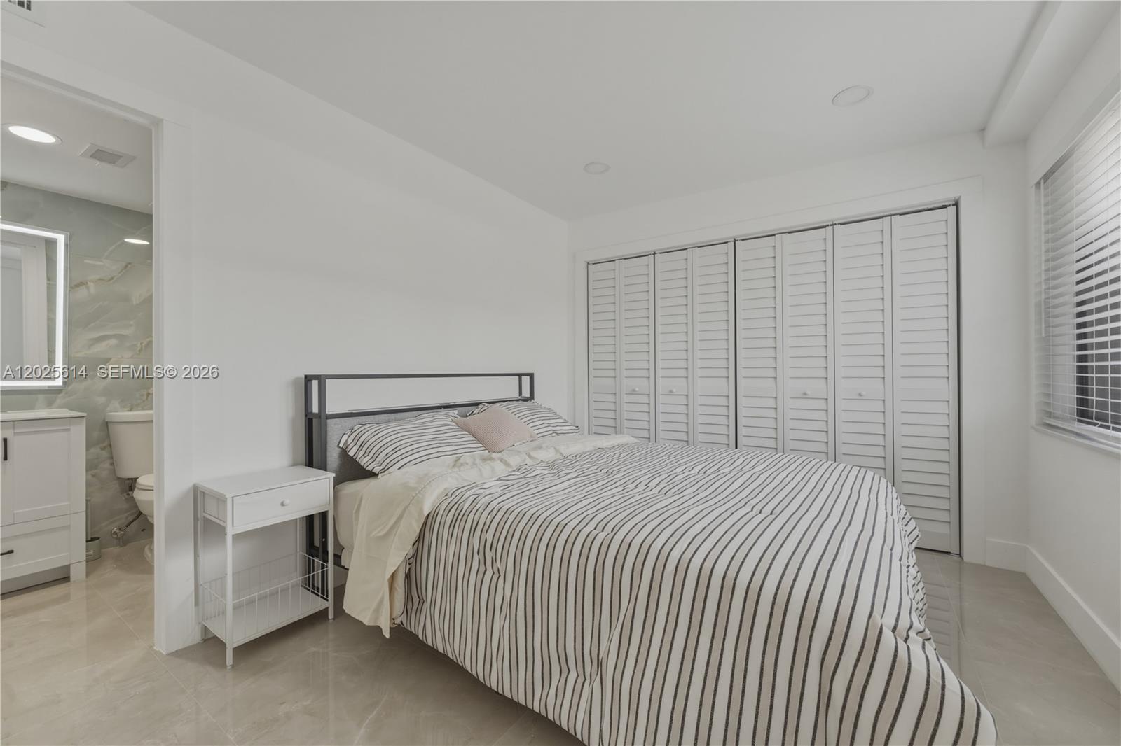 CRISTAL SHORES CONDO - Residential Lease