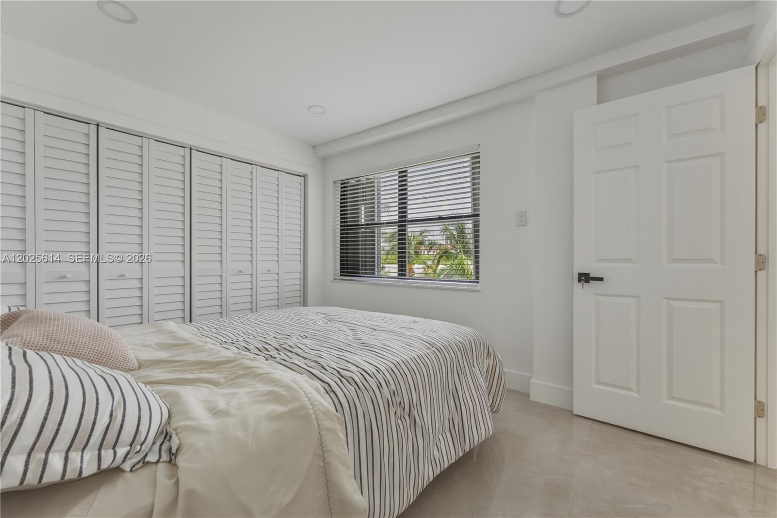 CRISTAL SHORES CONDO - Residential Lease