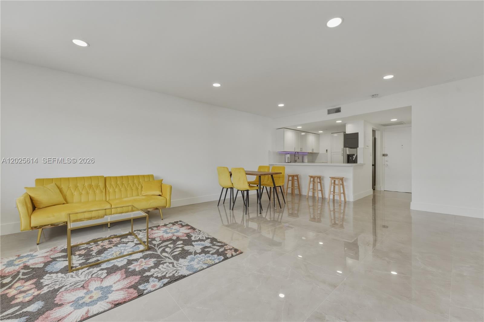 CRISTAL SHORES CONDO - Residential Lease