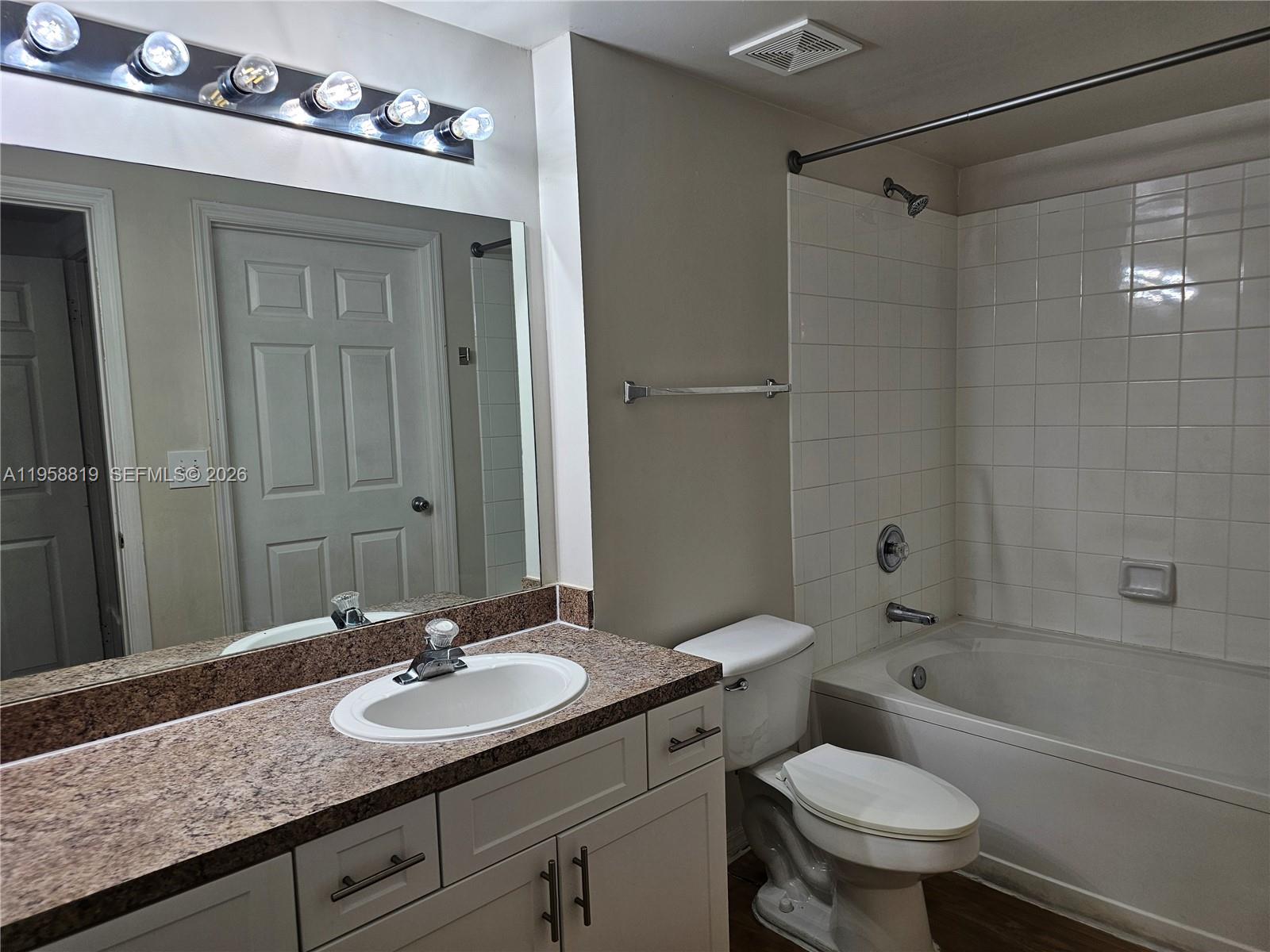 MARQUESA CONDO - Residential Lease
