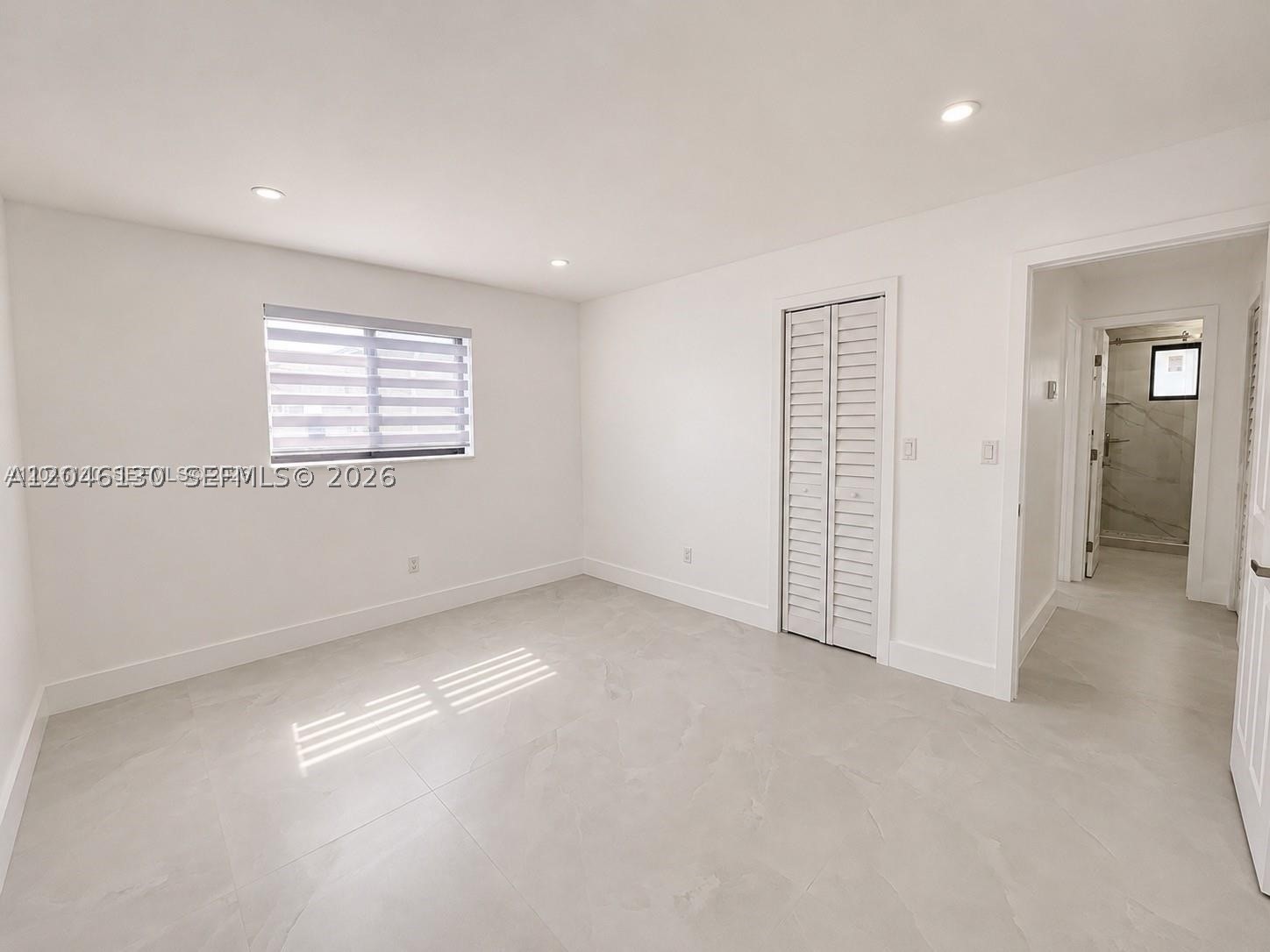 AIRLINE ESTATES UNIT 1 - Residential Lease