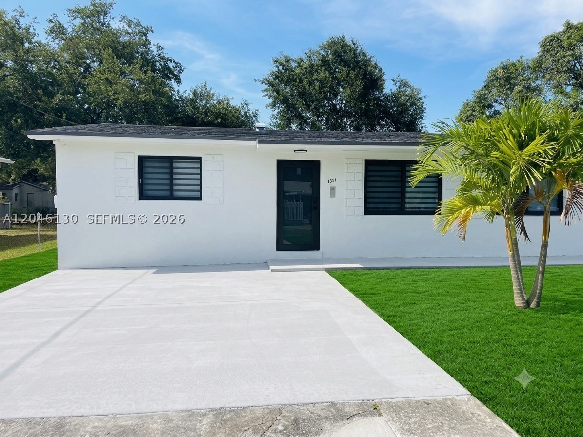 AIRLINE ESTATES UNIT 1 - Residential Lease