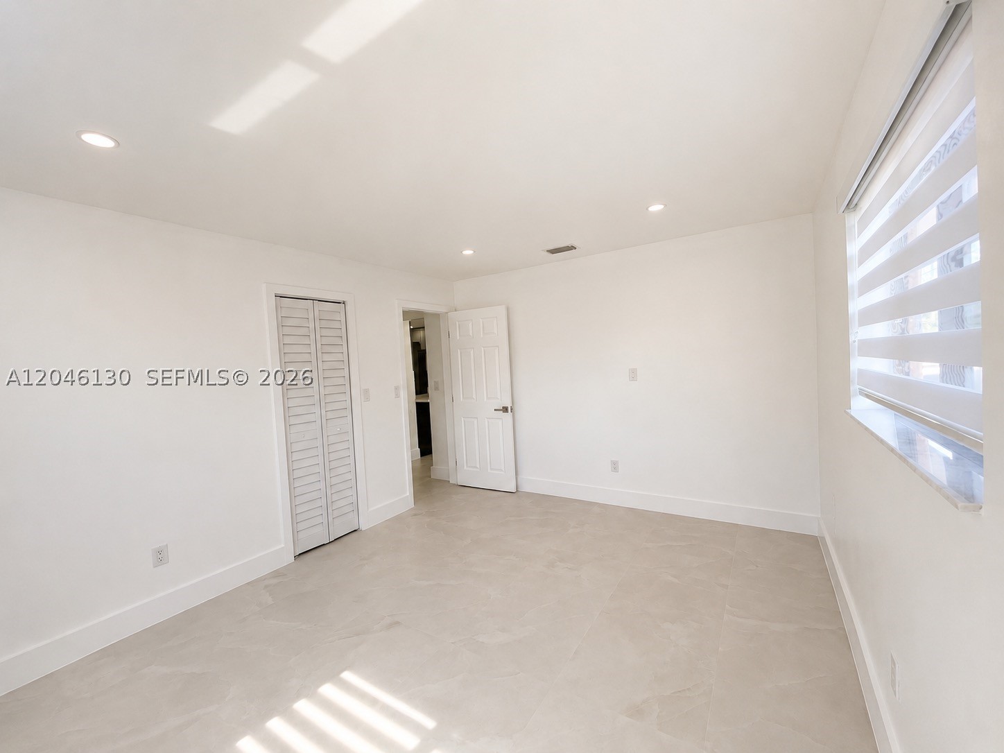 AIRLINE ESTATES UNIT 1 - Residential Lease