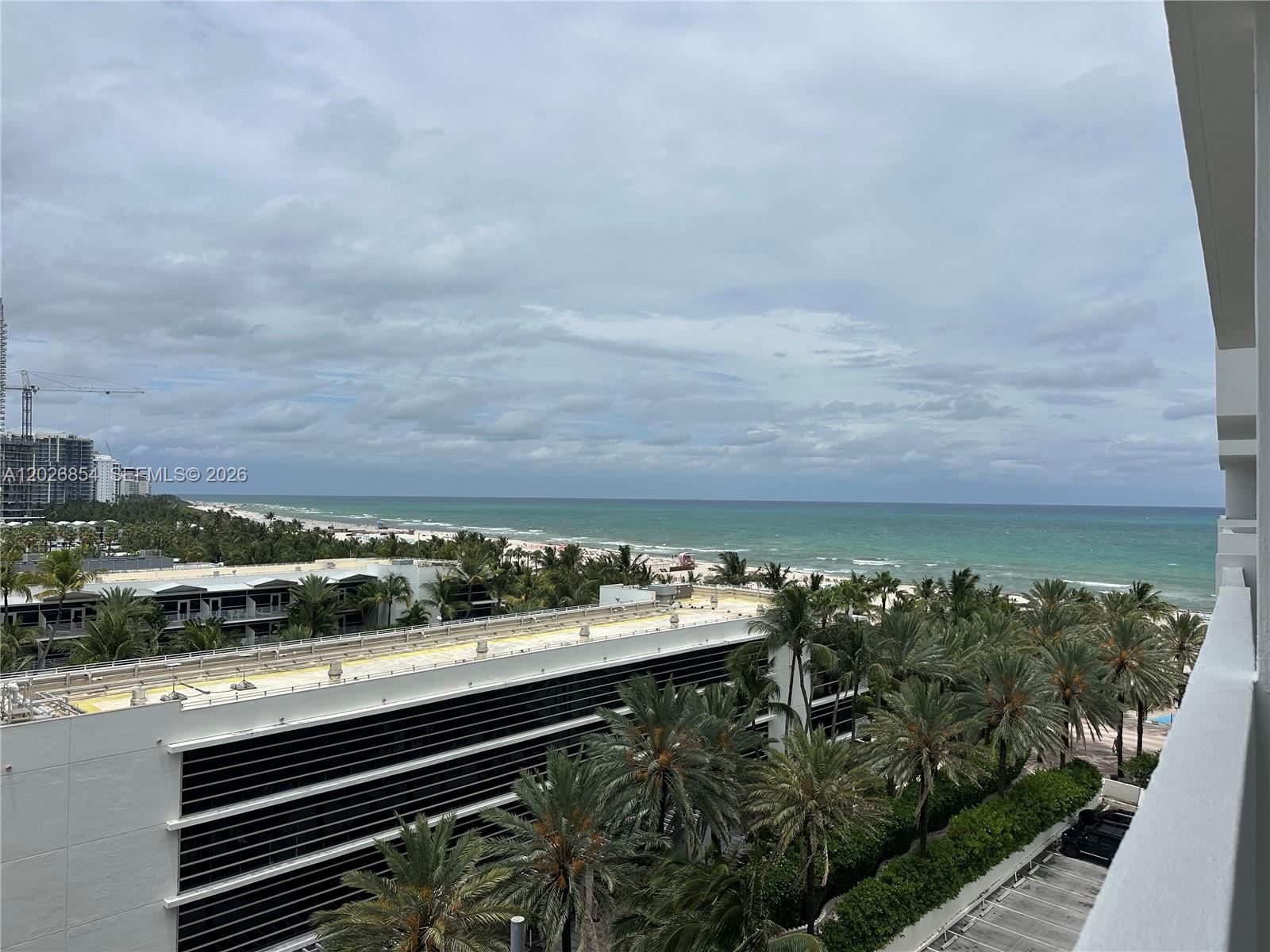 THE DECOPLAGE CONDO - Residential Lease