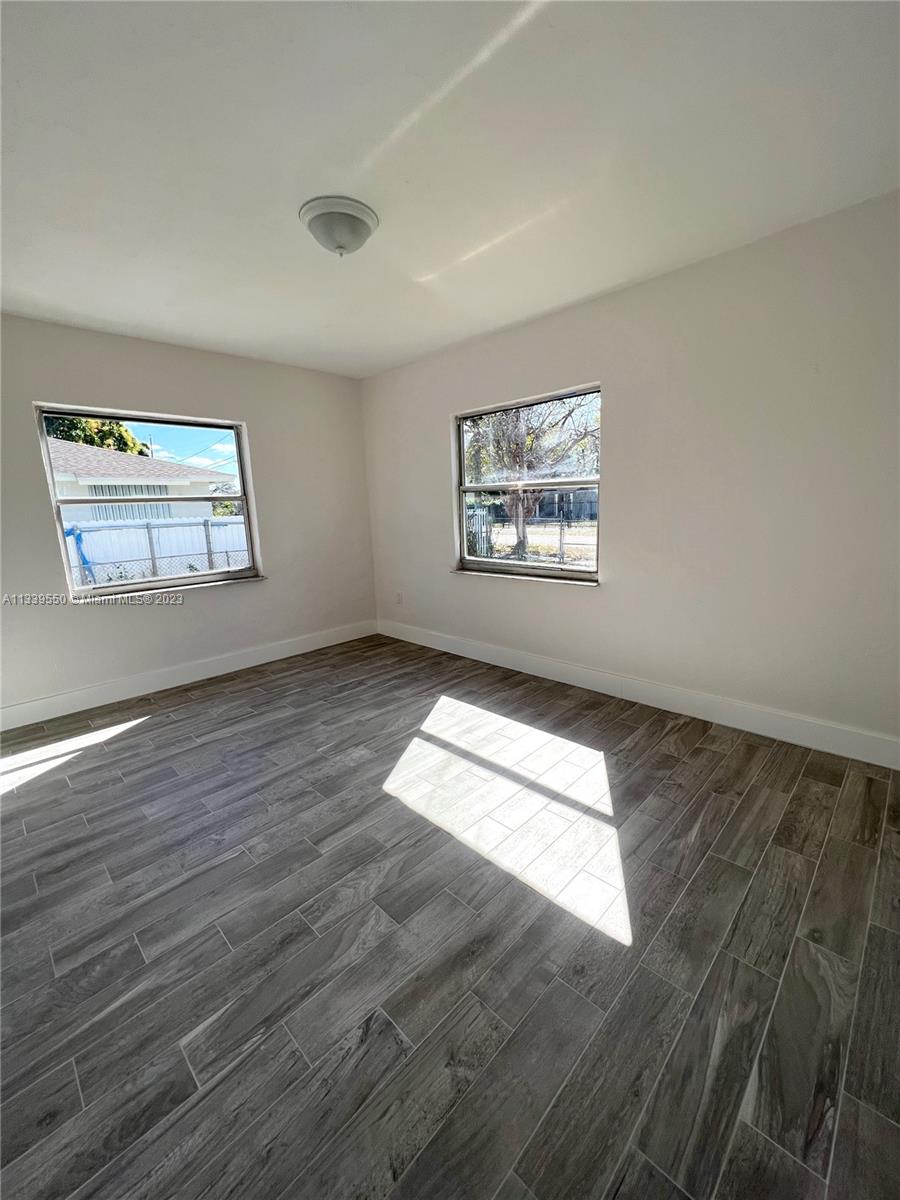 W LITTLE RIVER REV - Residential