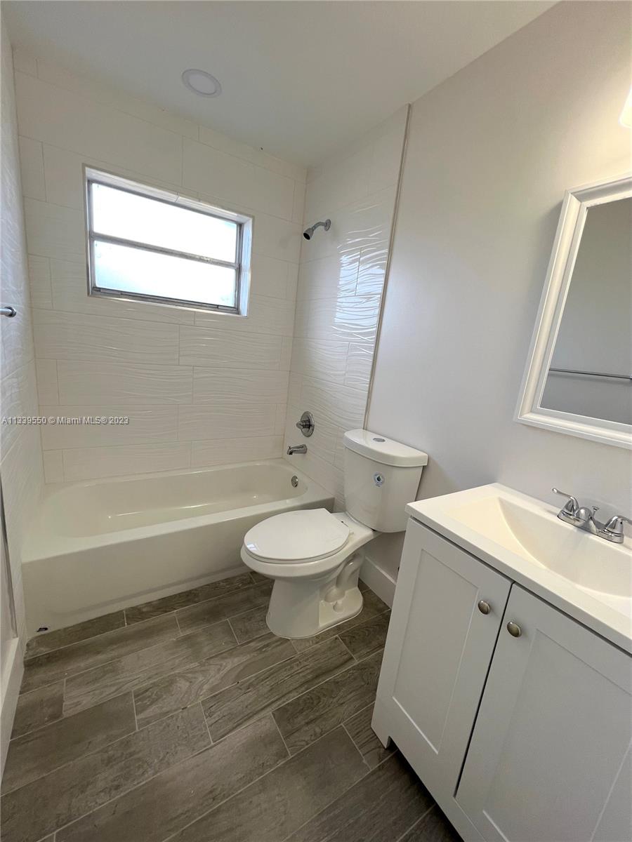 W LITTLE RIVER REV - Residential