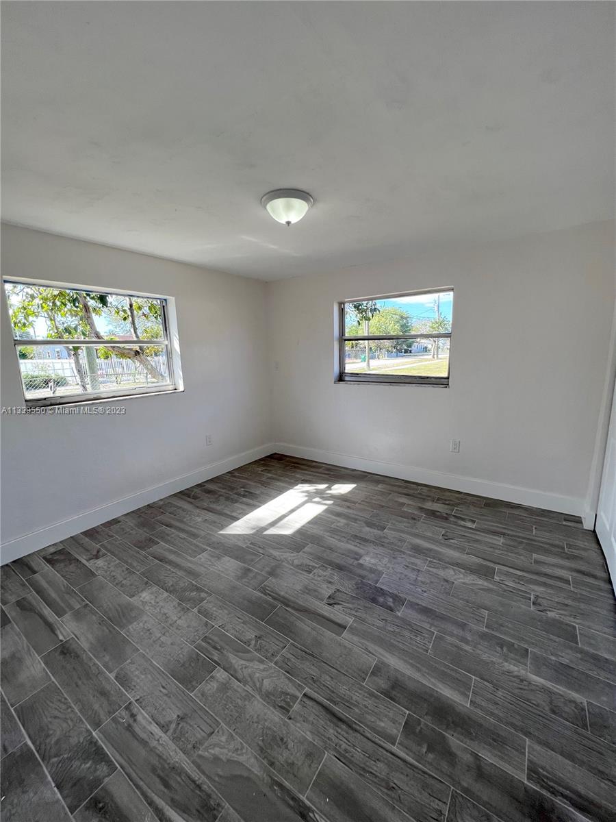 W LITTLE RIVER REV - Residential