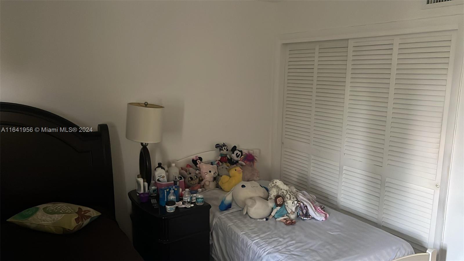 VILLAGE AT DADELAND CONDO - Residential