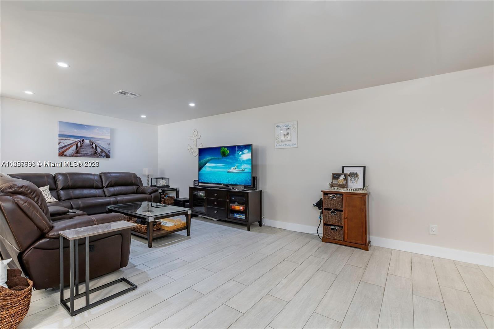MARINER VILLAGE GARDEN CO - Residential Lease
