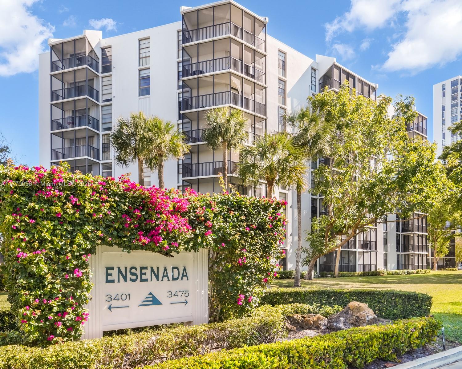 Welcome to your dream penthouse in the heart of Aventura! This beautiful 2-bedroom, 2-bathroom residence comes fully furnished and is turnkey, offering the perfect blend of luxury and convenience. 
Enjoy panoramic views and bask in natural light throughout the day, thanks to large windows and a spacious layout. 
Situated in the **ideal location of Aventura**, you’ll have easy access to everything you need. Close to top shopping plazas, golf courses, pristine beaches, and world-class dining, this penthouse offers the ultimate in convenience and lifestyle. Whether you're looking to relax or explore, everything you need is just moments away.

Don’t miss this incredible opportunity! Contact us today to schedule a private showing!