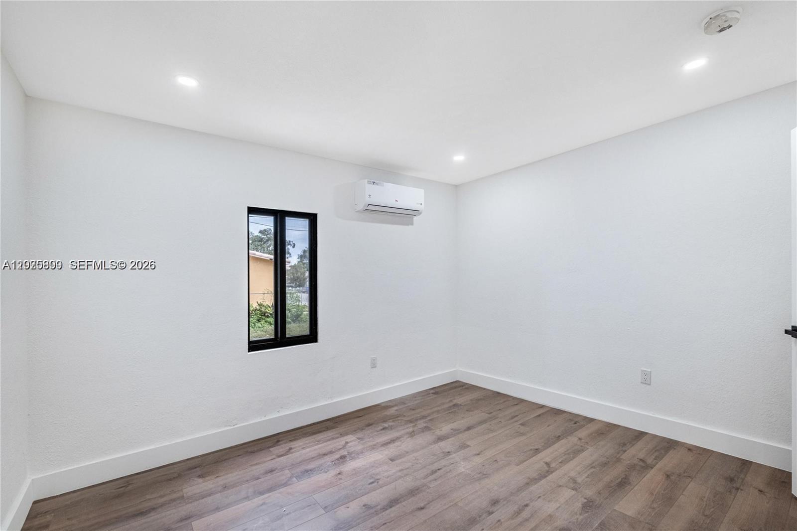 7TH AVENUE HIGHLANDS - Residential Lease