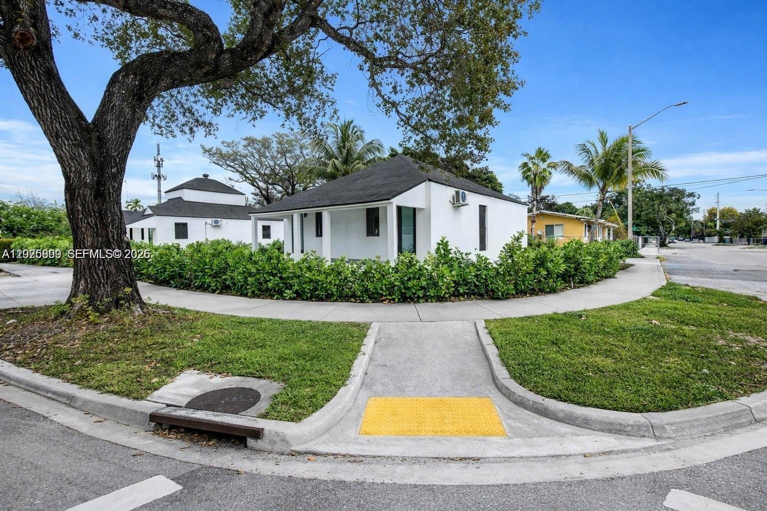 7TH AVENUE HIGHLANDS - Residential Lease