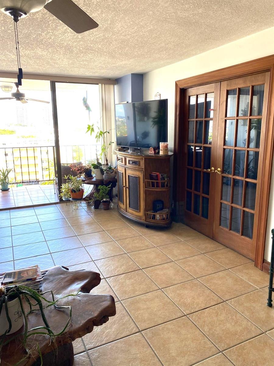 CORAL ISLE WEST CONDO - Residential