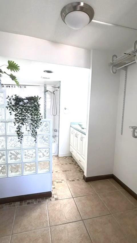 CORAL ISLE WEST CONDO - Residential