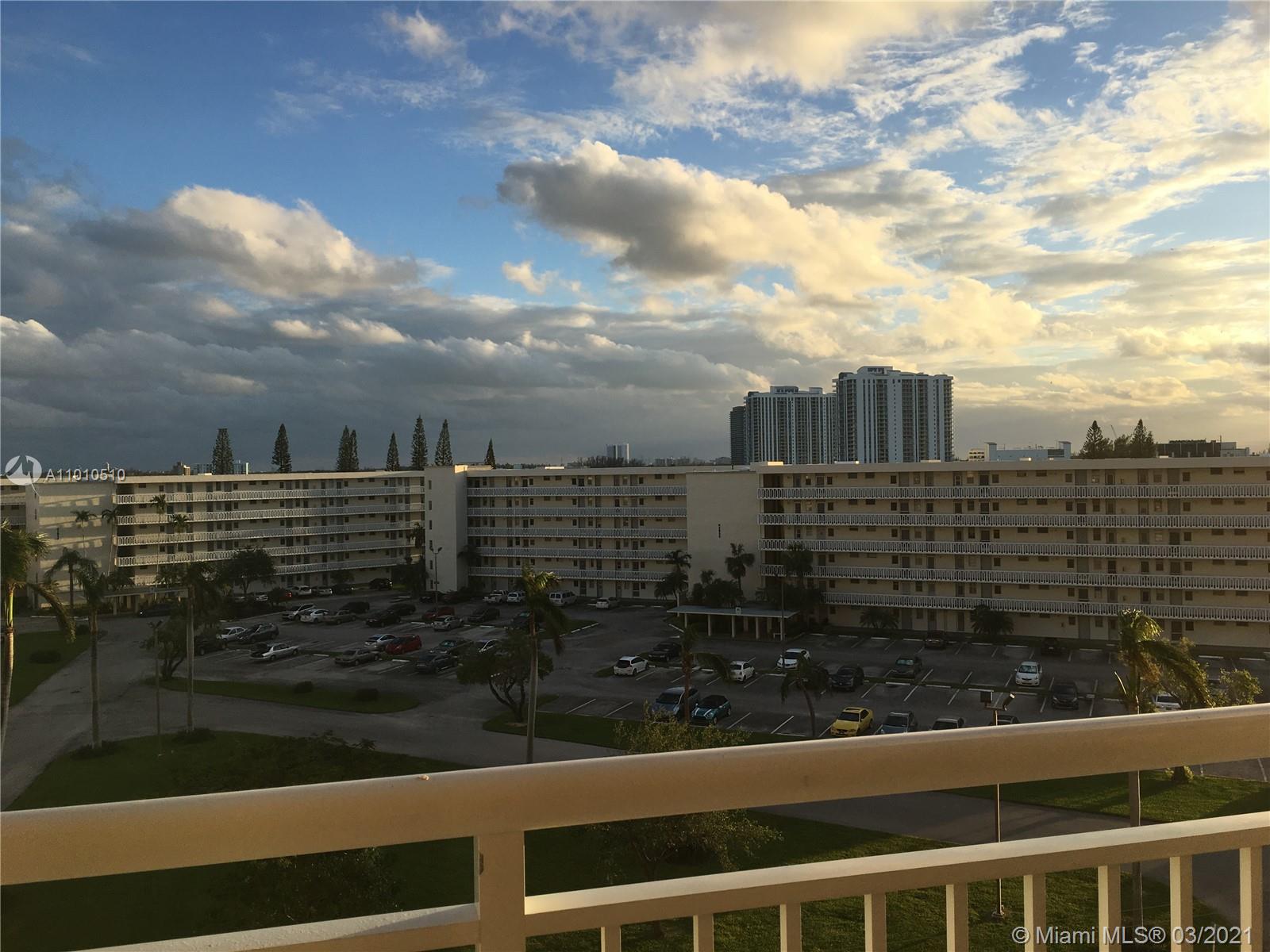 DEL PRADO - Residential Lease