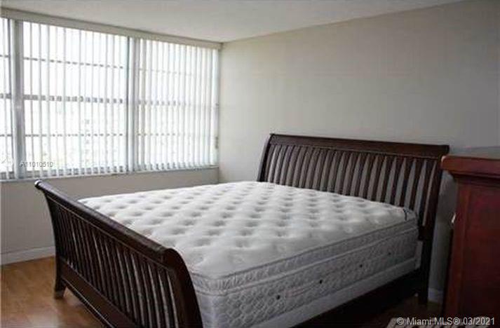 DEL PRADO - Residential Lease