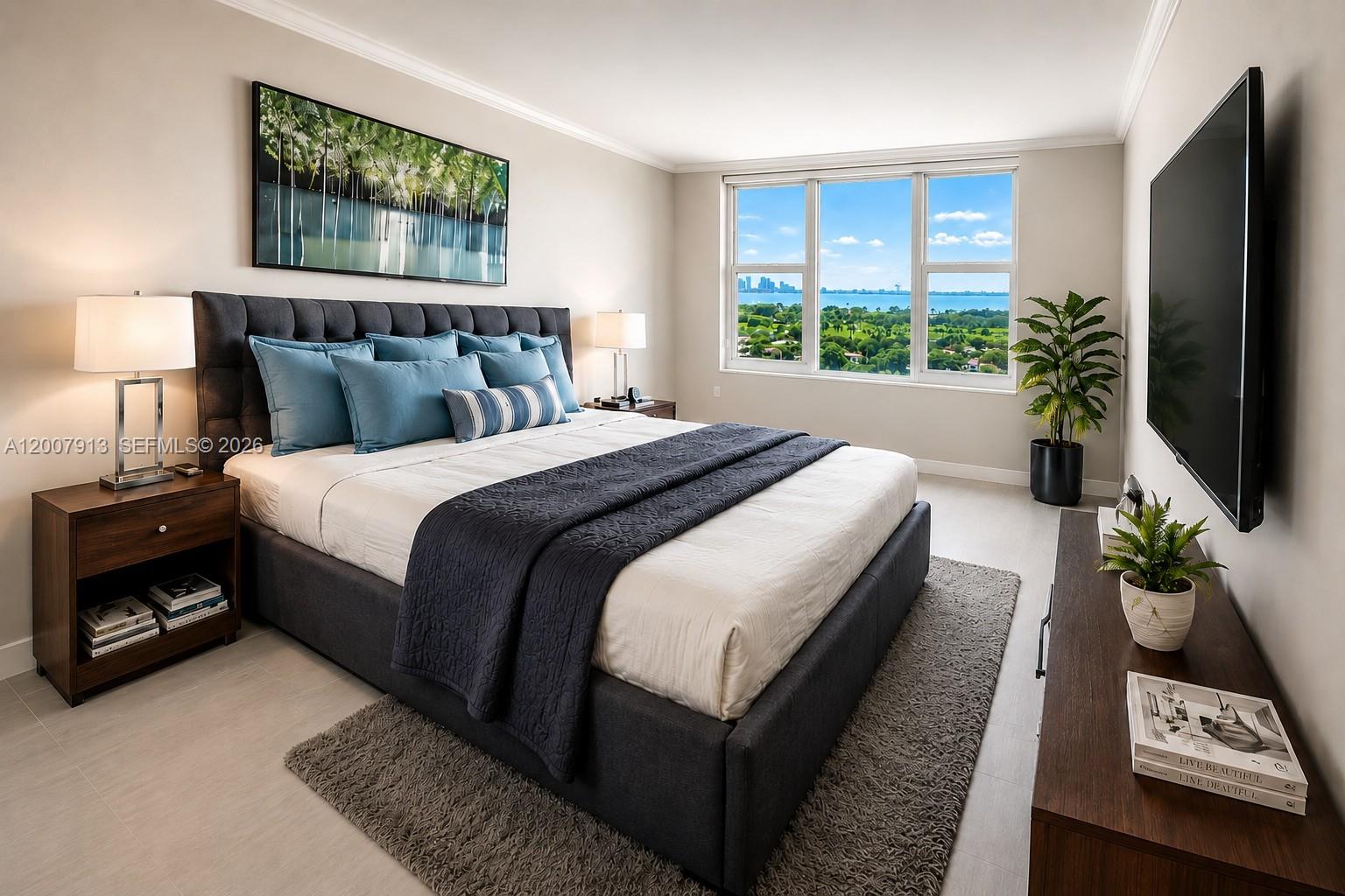 5600 CONDO - Residential