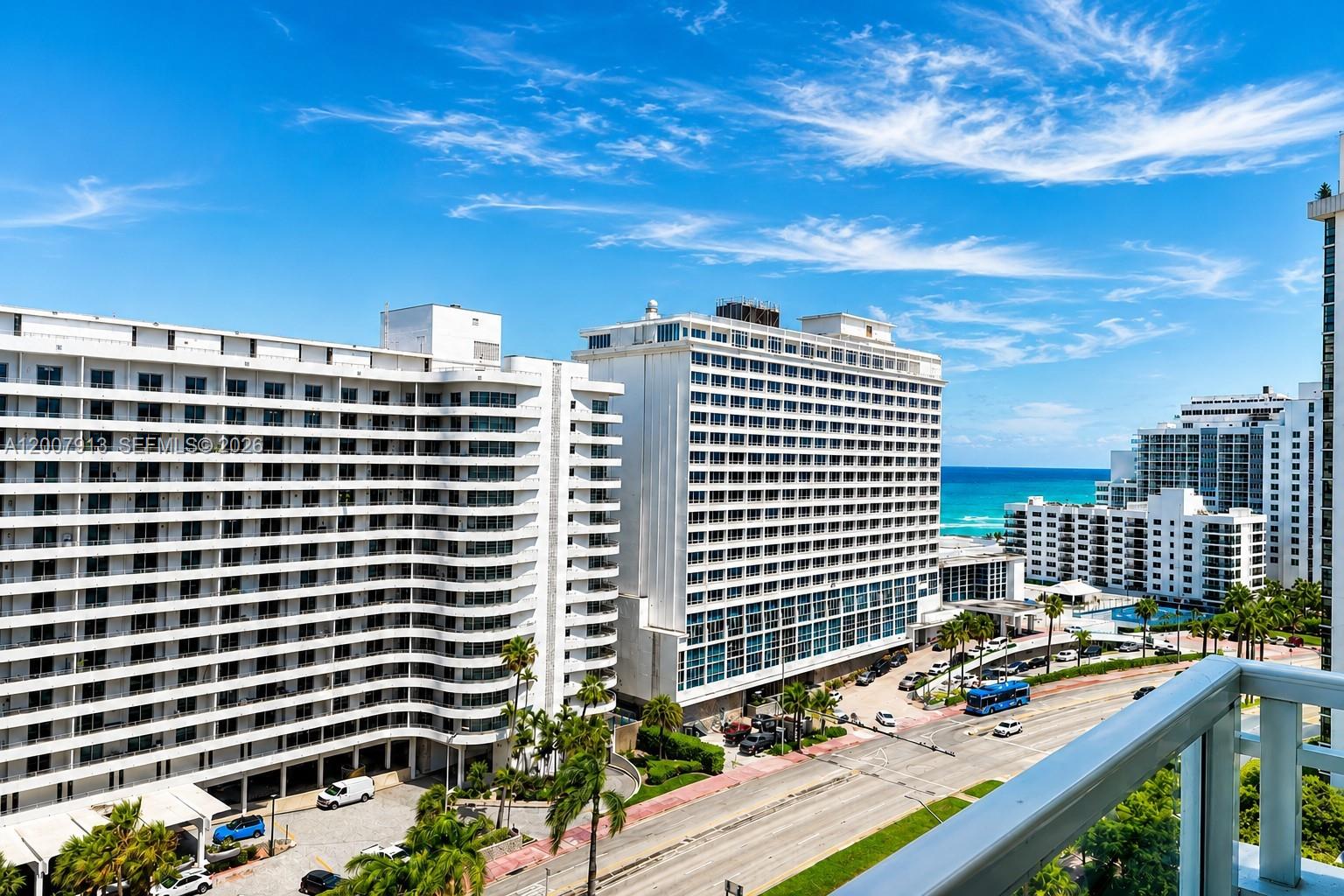 5600 CONDO - Residential