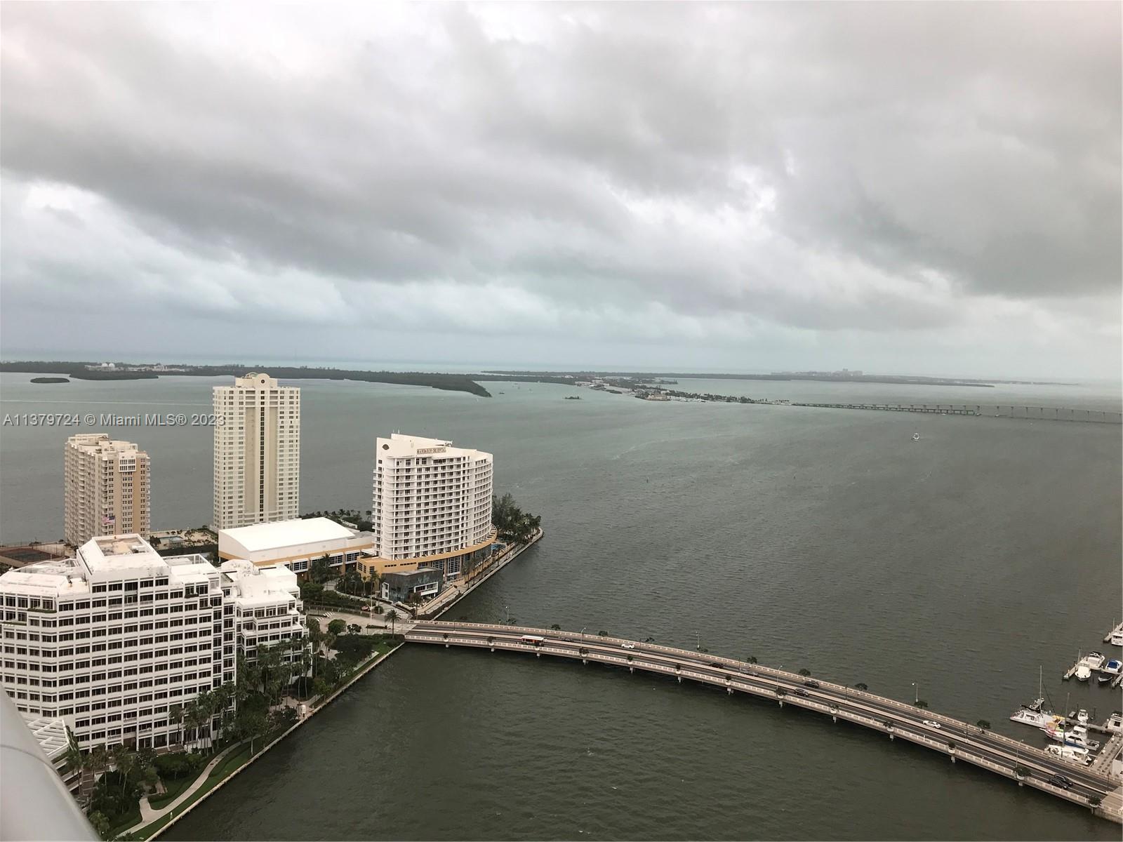 ICON BRICKELL NO TWO - Residential