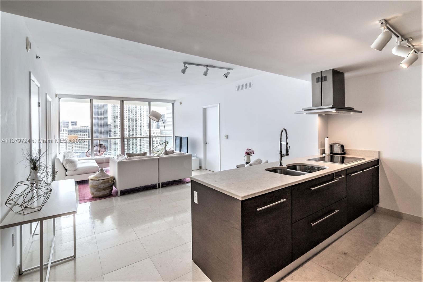 ICON BRICKELL NO TWO - Residential