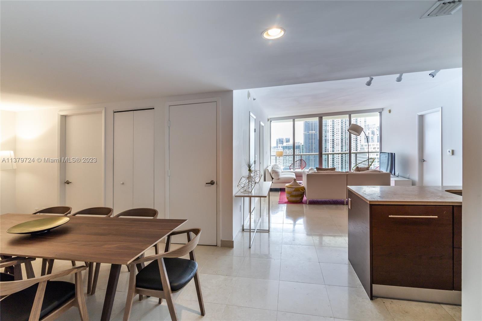 ICON BRICKELL NO TWO - Residential