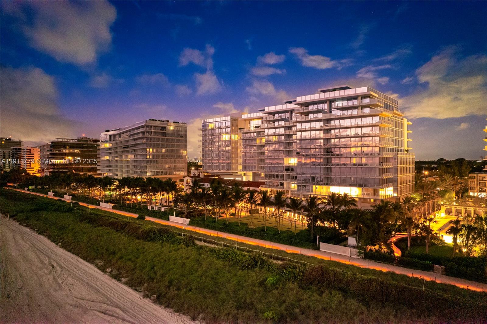 SURF CLUB CONDO - Residential