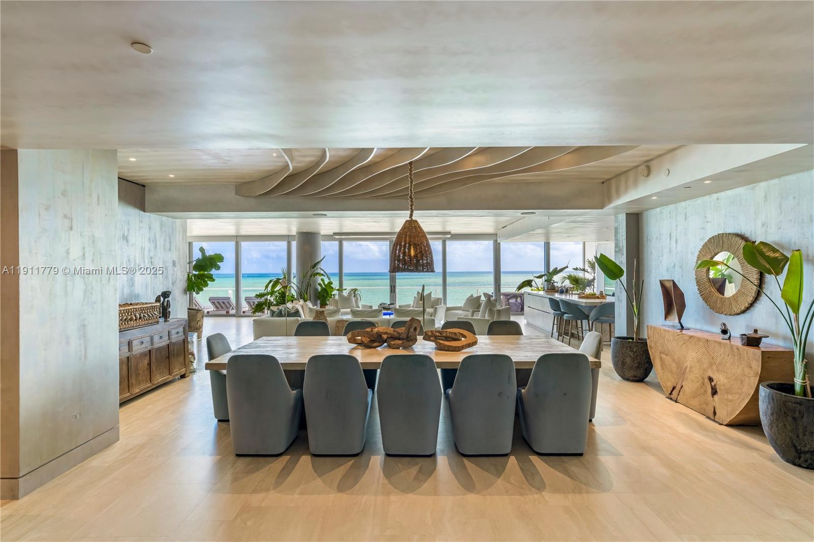 SURF CLUB CONDO - Residential