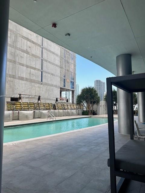 CANVAS CONDO - Residential