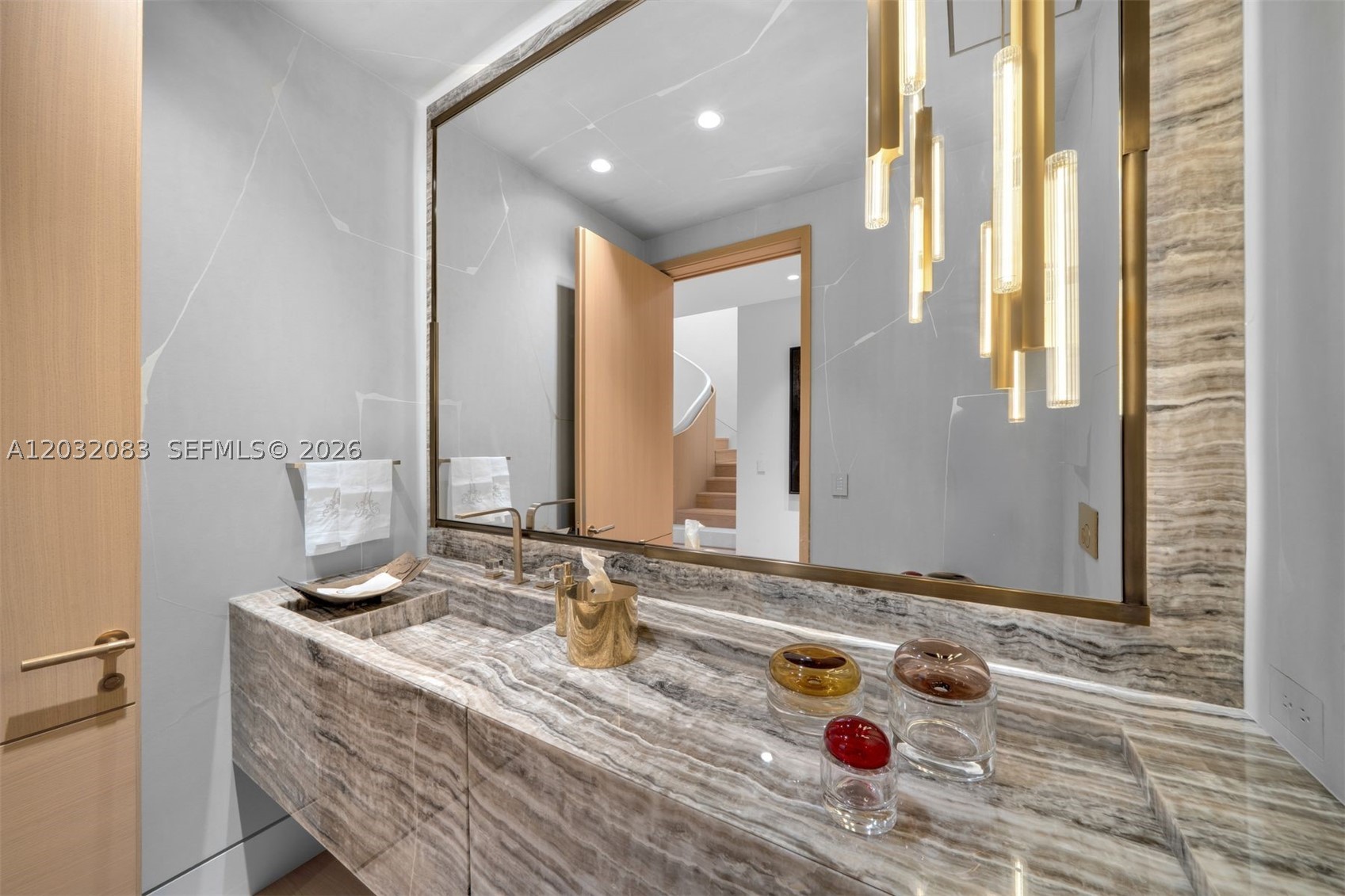 THE GABLES CONDO - Residential