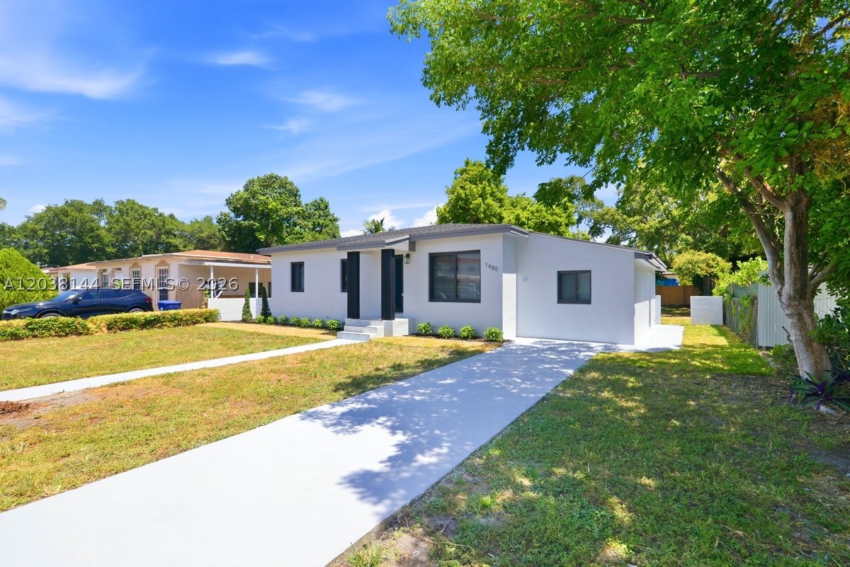 ARCH CREEKS ESTATES - Residential